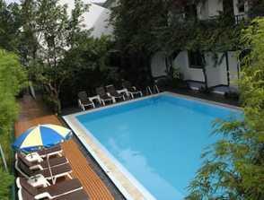 Kamala Beach Inn Phuket Kültér fotó