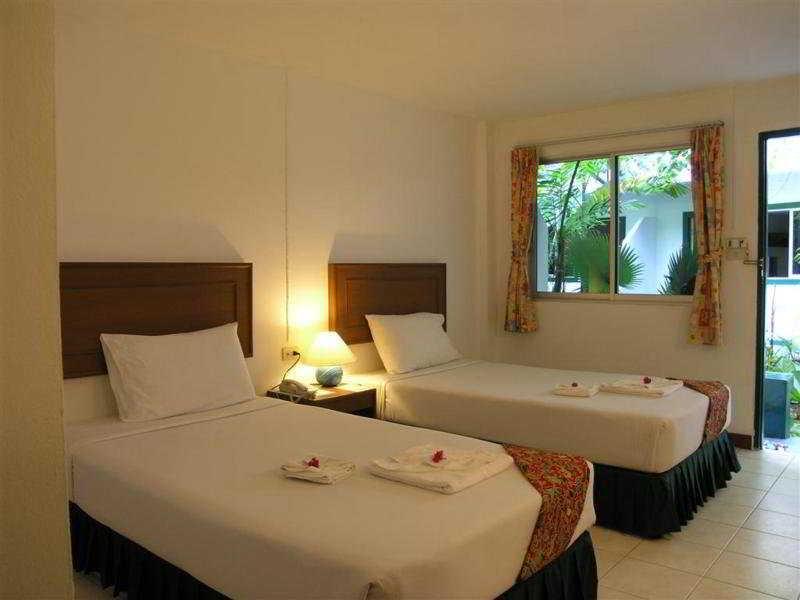 Kamala Beach Inn Phuket Kültér fotó